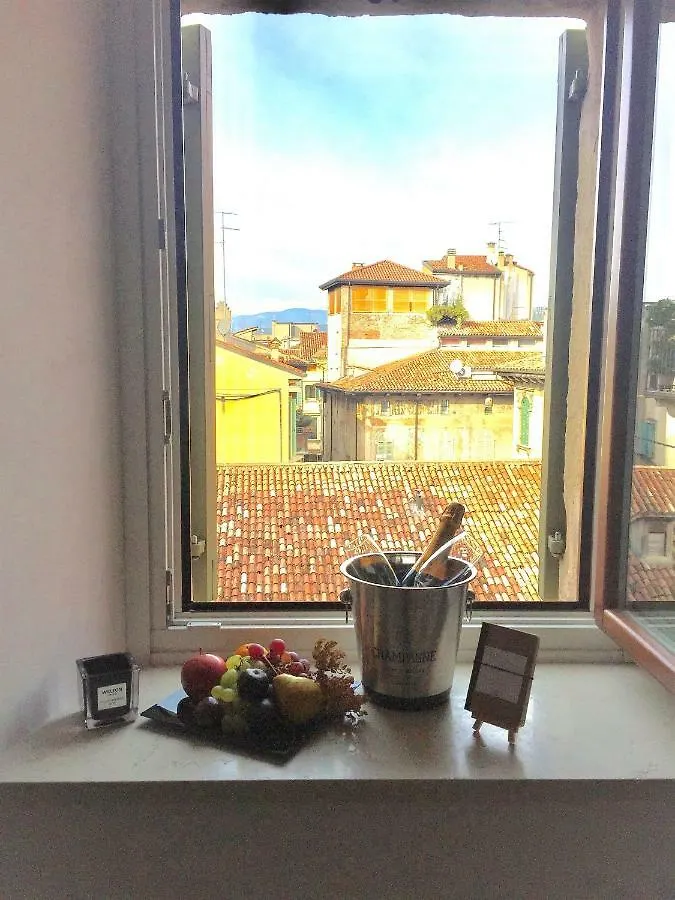 In Casa Apartment Verona Italy