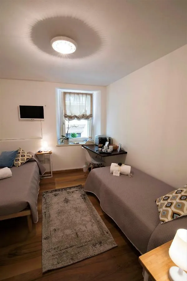 In Casa Apartment Verona Homestay
